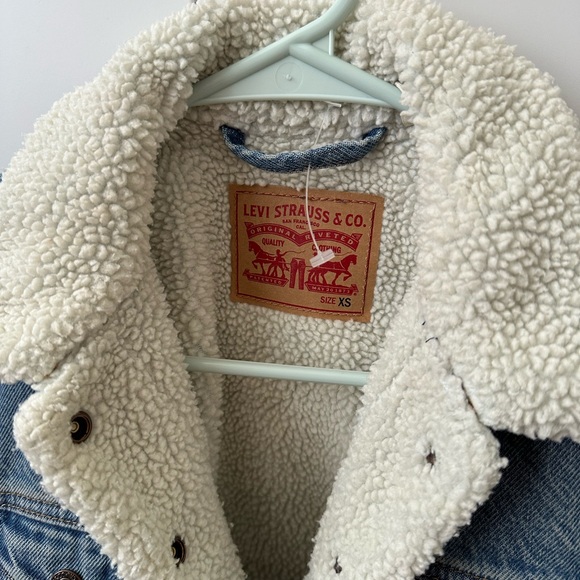 Levi jacket - Picture 2 of 3